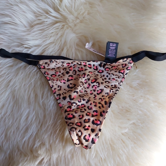 NWT Victoria's Secret G-string panties (5 panties) - Picture 7 of 7